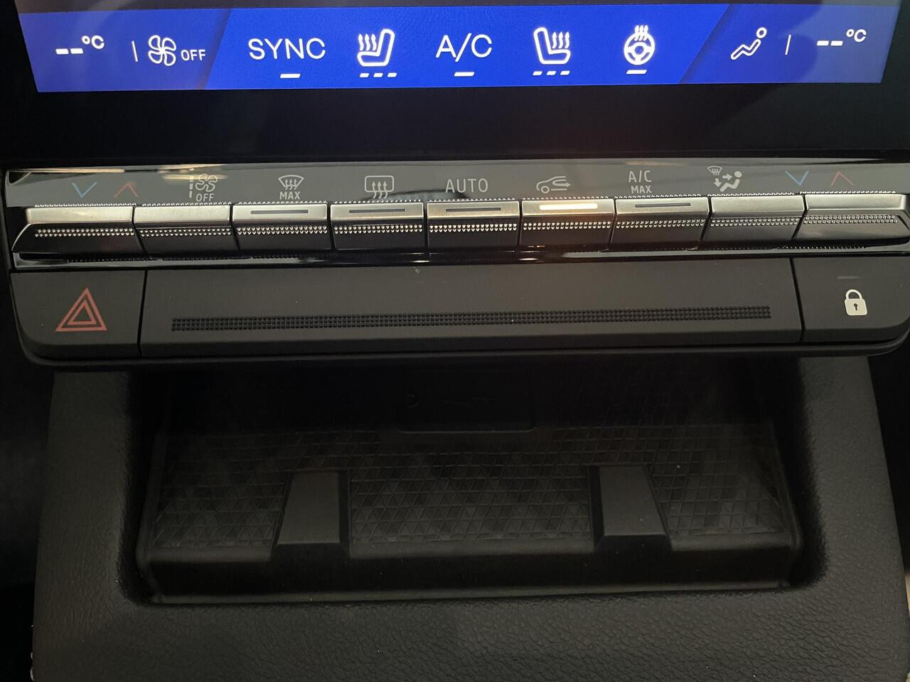 Renault MEGANE E-Tech comfort range techno 60 kWh / VOORRAAD ACTIE NIEUW / VANAF ¤ 344 P/MND / OP=OP