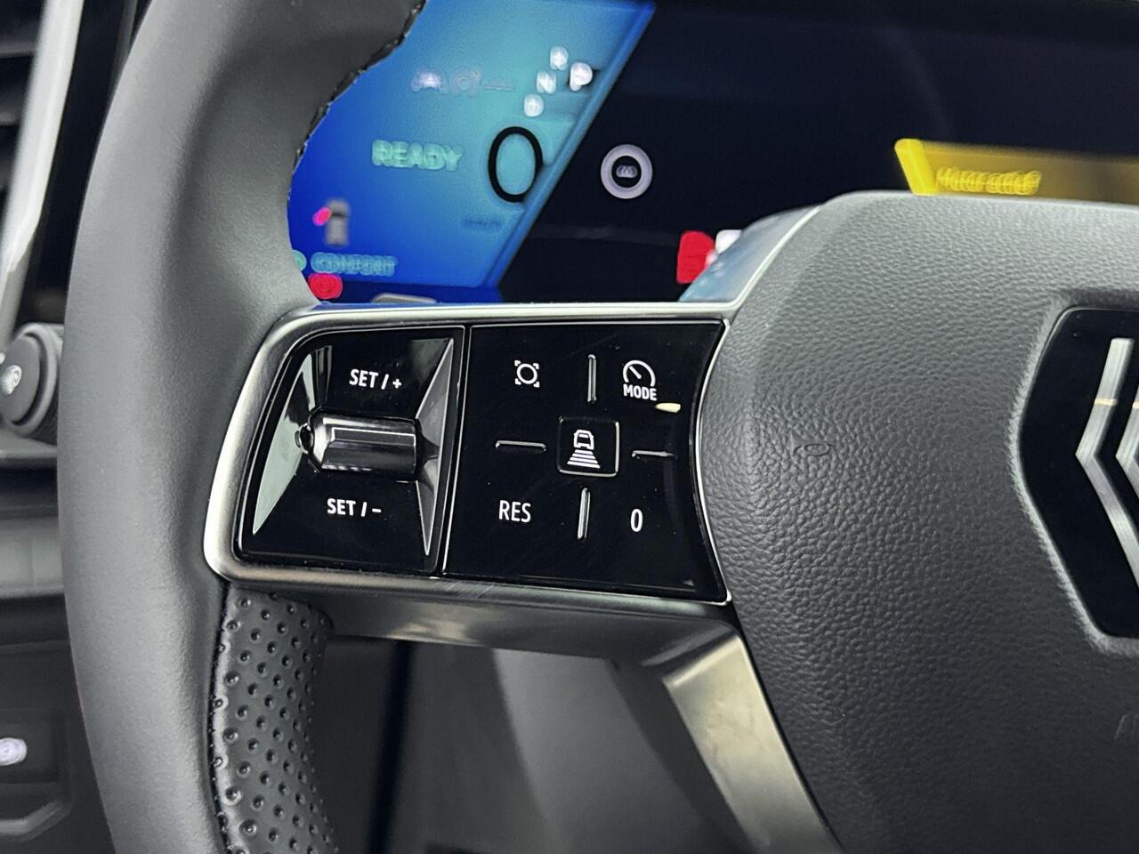 Renault MEGANE E-Tech Comfort Range Techno 60 kWh 220PK | Pack Augmented Vision & Advanced Driving Assist | Pack Winter | Adaptive Cruise Control | Apple CarPlay/Android Auto | Climate Control | Draadloze Oplader | Full LED | Keyless | Voorverwarmingsfunctie | Warmtepom