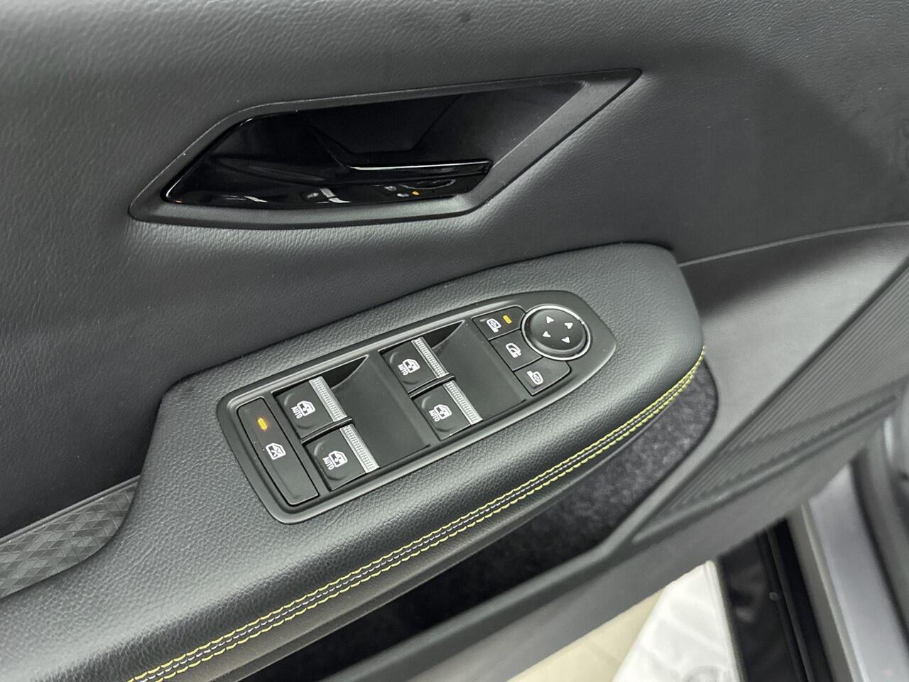 Renault MEGANE E-Tech Comfort Range Techno 60 kWh 220PK | Pack Augmented Vision & Advanced Driving Assist | Pack Winter | Adaptive Cruise Control | Apple CarPlay/Android Auto | Climate Control | Draadloze Oplader | Full LED | Keyless | Voorverwarmingsfunctie | Warmtepom