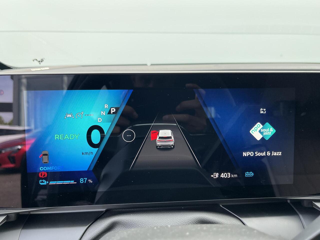 Renault MEGANE E-Tech comfort range iconic 60 kWh | Direct uit voorraad leverbaar! | Lederen bekleding | Harman/Kardon Sound