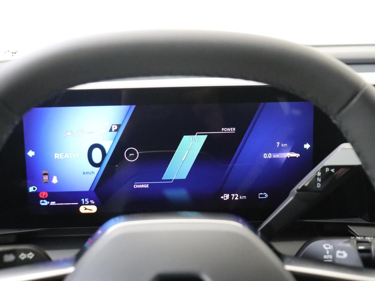 Renault MEGANE E-Tech comfort range techno 60 kWh | Navigatie met Google Integratie | Climate Control | Cruise Control Adaptief | Apple Carplay/Android Auto | Harman Kardon Premium Audio | Warmtepomp | Pack Winter | Parkeersensoren incl. Camera |