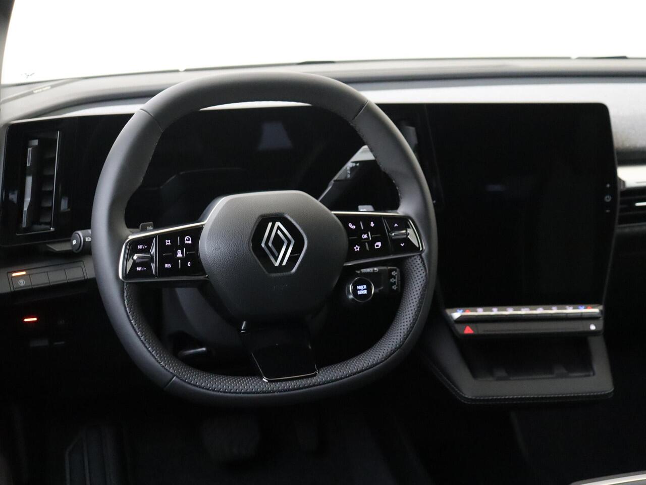 Renault MEGANE E-Tech comfort range techno 60 kWh | Navigatie met Google Integratie | Climate Control | Cruise Control Adaptief | Apple Carplay/Android Auto | Harman Kardon Premium Audio | Warmtepomp | Pack Winter | Parkeersensoren incl. Camera |