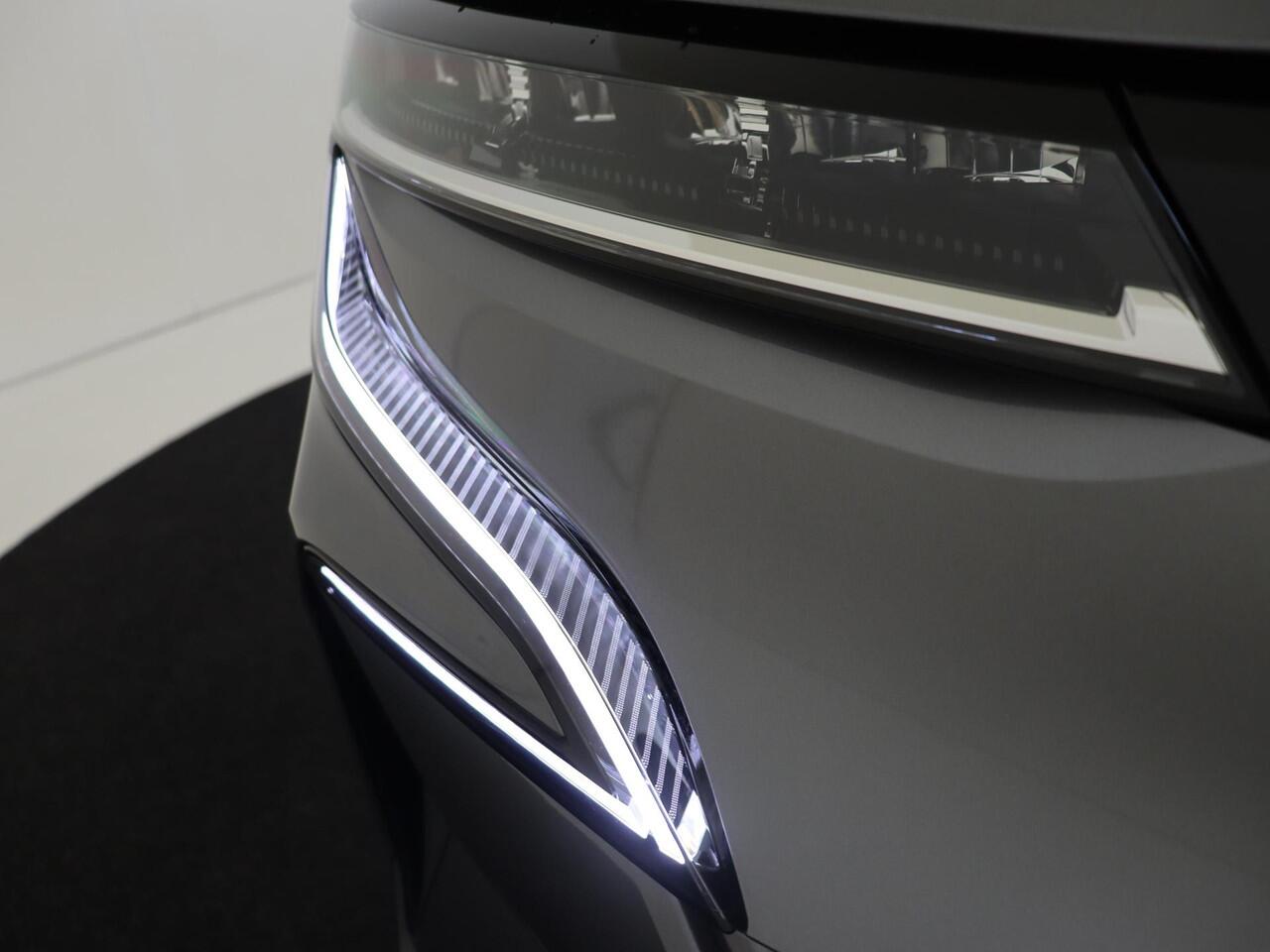 Renault MEGANE E-Tech EV60 220 Optimum Charge Equilibre | Achteruitrijcamera | Parkeersensoren Achter | AppleCarplay & AndroidAuto | Lane Assist | Bluetooth | Lichtmetalen Velgen | Led Verlichting |