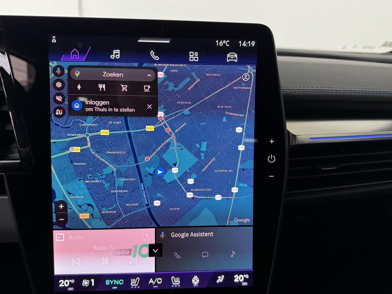 Renault MEGANE E-Tech Comfort Range Esprit Alpine 60 kWh | Demo | Warmtepomp | Harman / Kardon | 360° Camera | Stoel + Stuurverwarming |