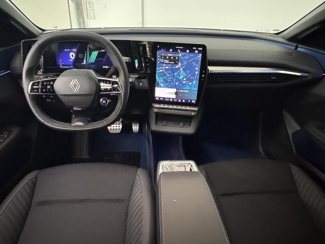 Renault MEGANE E-Tech Comfort Range Esprit Alpine 60 kWh | Demo | Warmtepomp | Harman / Kardon | 360° Camera | Stoel + Stuurverwarming |