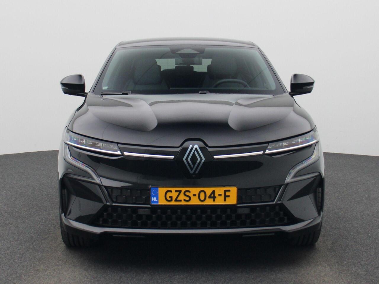 Renault MEGANE E-Tech comfort range techno 60 kWh | Pack Augmented Vision & Advanced Driving Assist | Pack Winter | Harman Kardon Audio | 20" LMV 'Soren' | Draadloze Smartphonelader | LED Pure Vision | Android Automotive | Keyless | Adaptieve Cruise Control