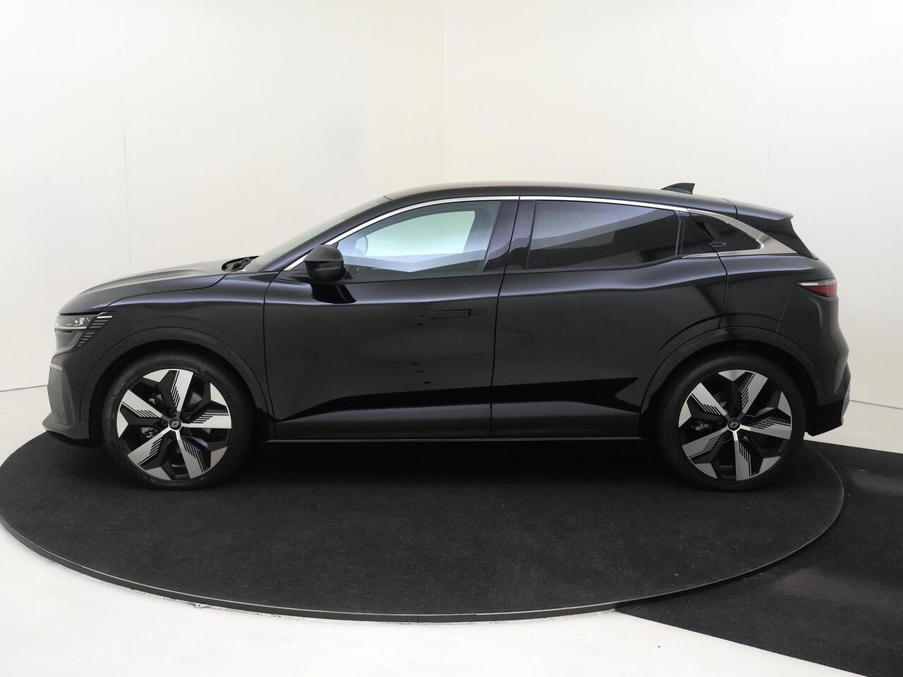 Renault MEGANE E-Tech comfort range techno 60 kWh | Navigatie met Google Integratie | Climate Control | Cruise Control Adaptief | Apple Carplay/Android Auto | Harman Kardon Premium Audio | Warmtepomp | Pack Winter | Parkeersensoren incl. Camera |