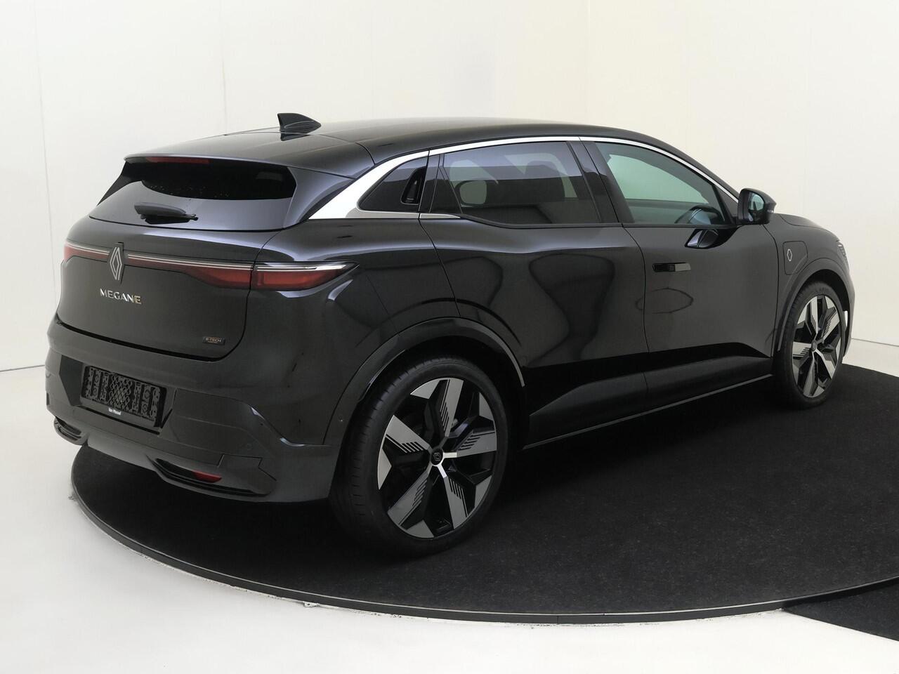 Renault MEGANE E-Tech comfort range techno 60 kWh | Navigatie met Google Integratie | Climate Control | Cruise Control Adaptief | Apple Carplay/Android Auto | Harman Kardon Premium Audio | Warmtepomp | Pack Winter | Parkeersensoren incl. Camera |