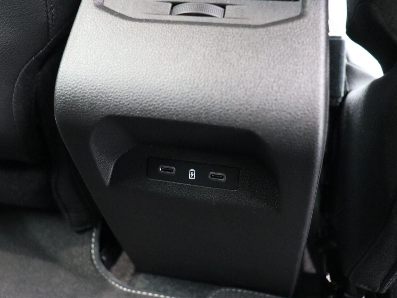 Renault MEGANE E-Tech comfort range techno 60 kWh | 17% bijtelling | Achteruitrijcamera |