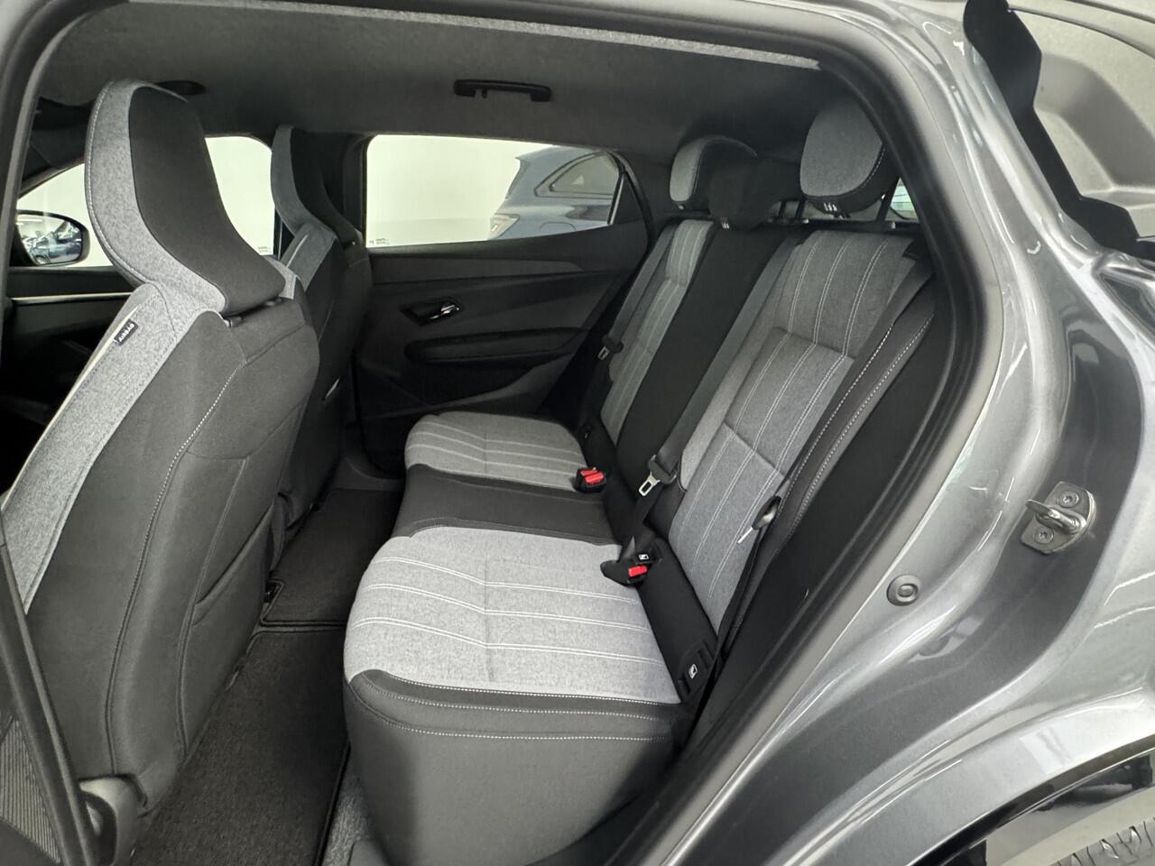 Renault MEGANE E-Tech comfort range Evolution 60 kWh | Navigatie | Achteruitrijcamera | Stoel + Stuurverwarming | Warmtepomp |