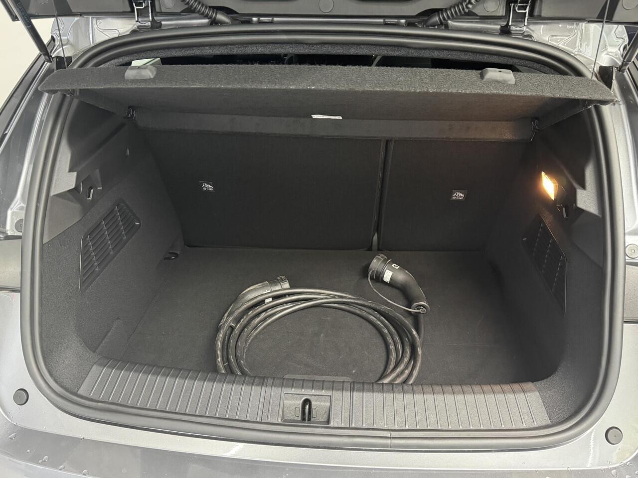 Renault MEGANE E-Tech comfort range Evolution 60 kWh | Navigatie | Achteruitrijcamera | Stoel + Stuurverwarming | Warmtepomp |