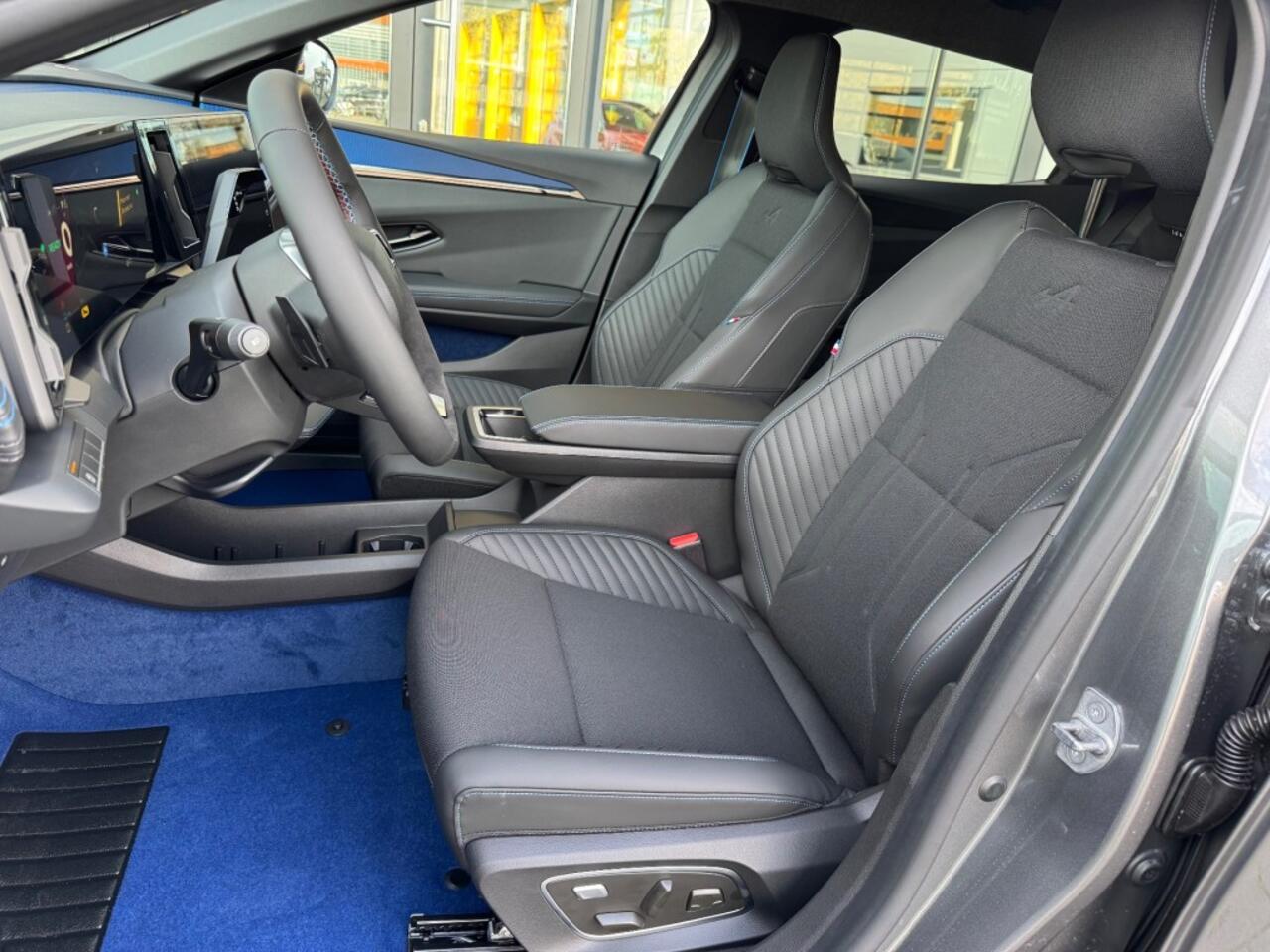 Renault MEGANE Esprit Alpine 220 pk Pack Driving en Sound Comfort Range