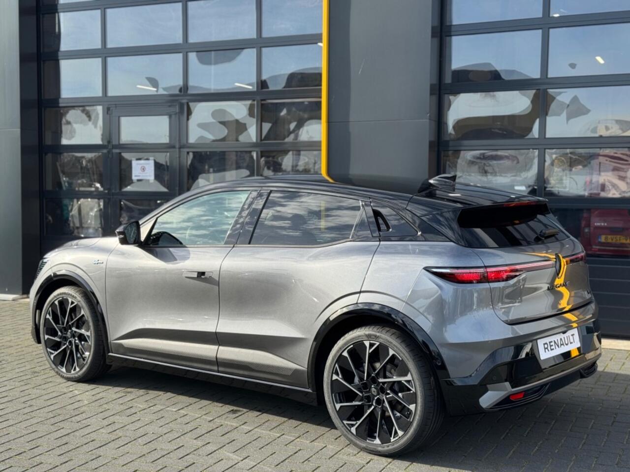 Renault MEGANE Esprit Alpine 220 pk Pack Driving en Sound Comfort Range