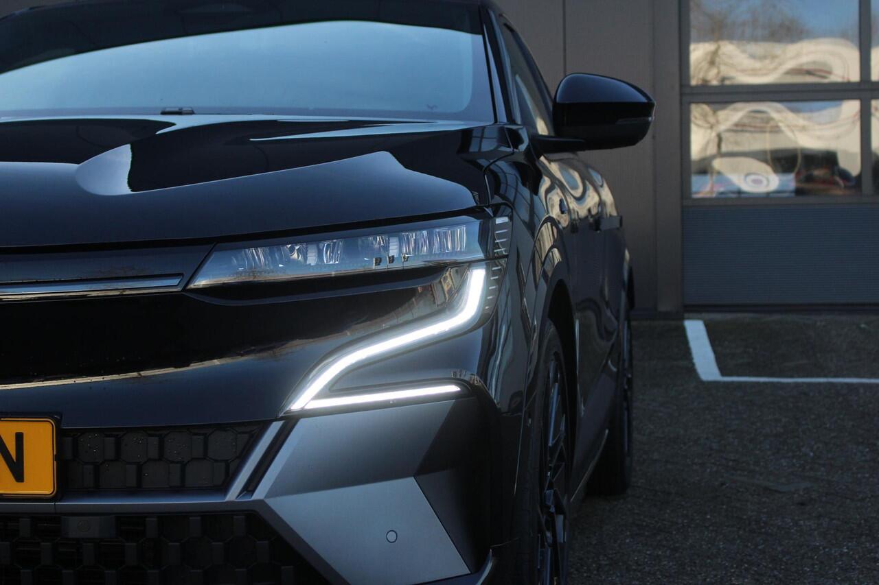 Renault MEGANE E-Tech 60 kWh 220Pk Comfort Range esprit alpine | Google Navigatie | Elektrische Stoelen | Stoel & Stuurverwarming | Harman Kardon Geluidinstallatie | 360 Camera + sensoren | pack driving & sound |