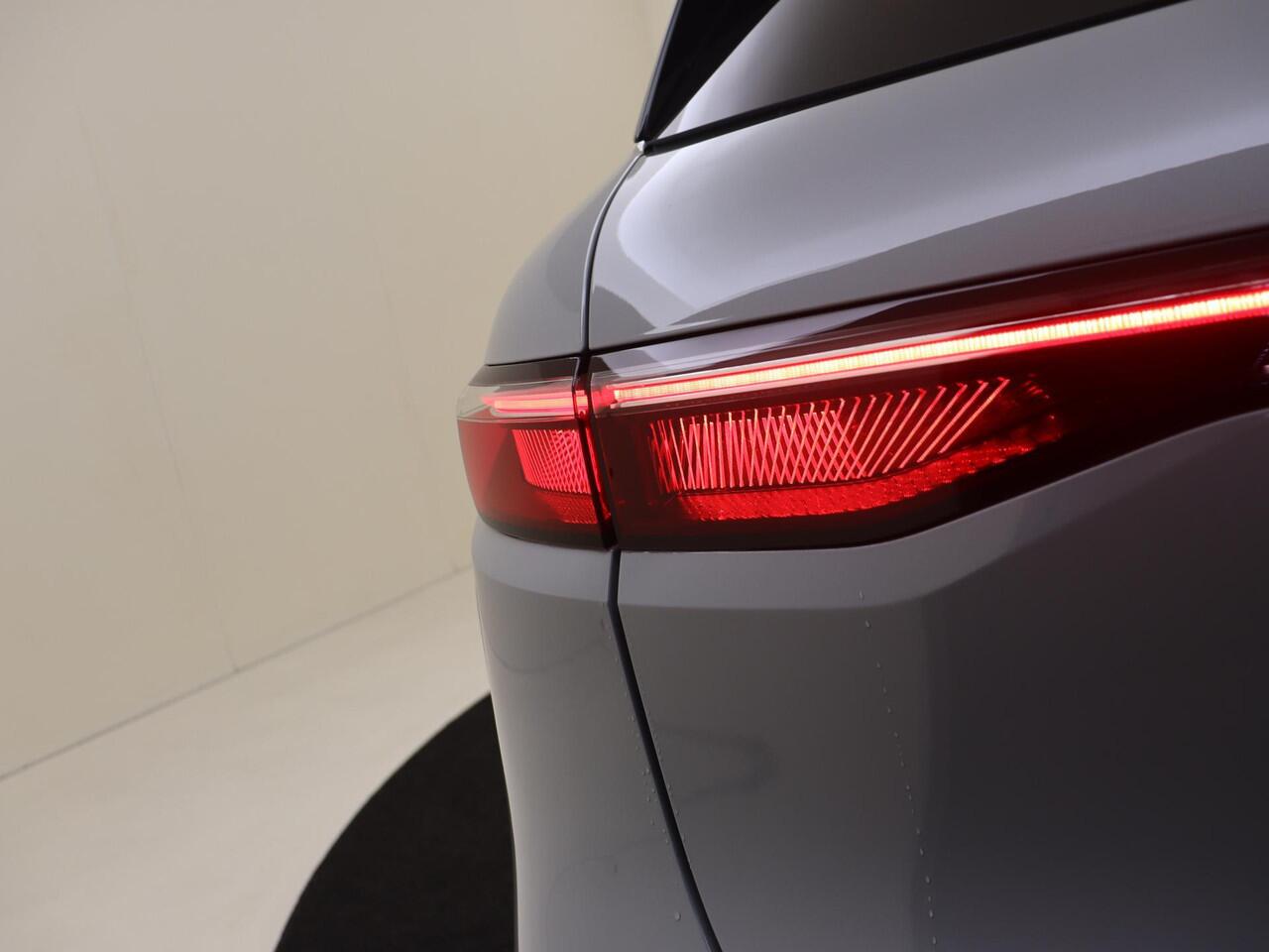 Renault MEGANE E-Tech Esprit Alpine 220pk comfort range | Premium Audio | 360 Camera |