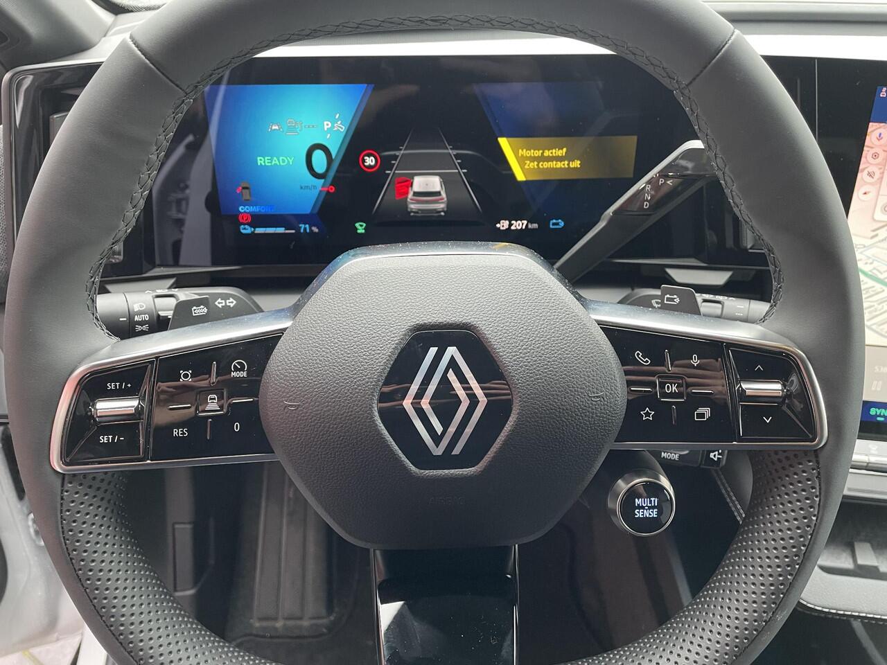 Renault MEGANE E-Tech comfort range techno 60 kWh / Pack Winter / Harman Kardon Audio / Pack Advanced Drive Assist & Augmented Vision