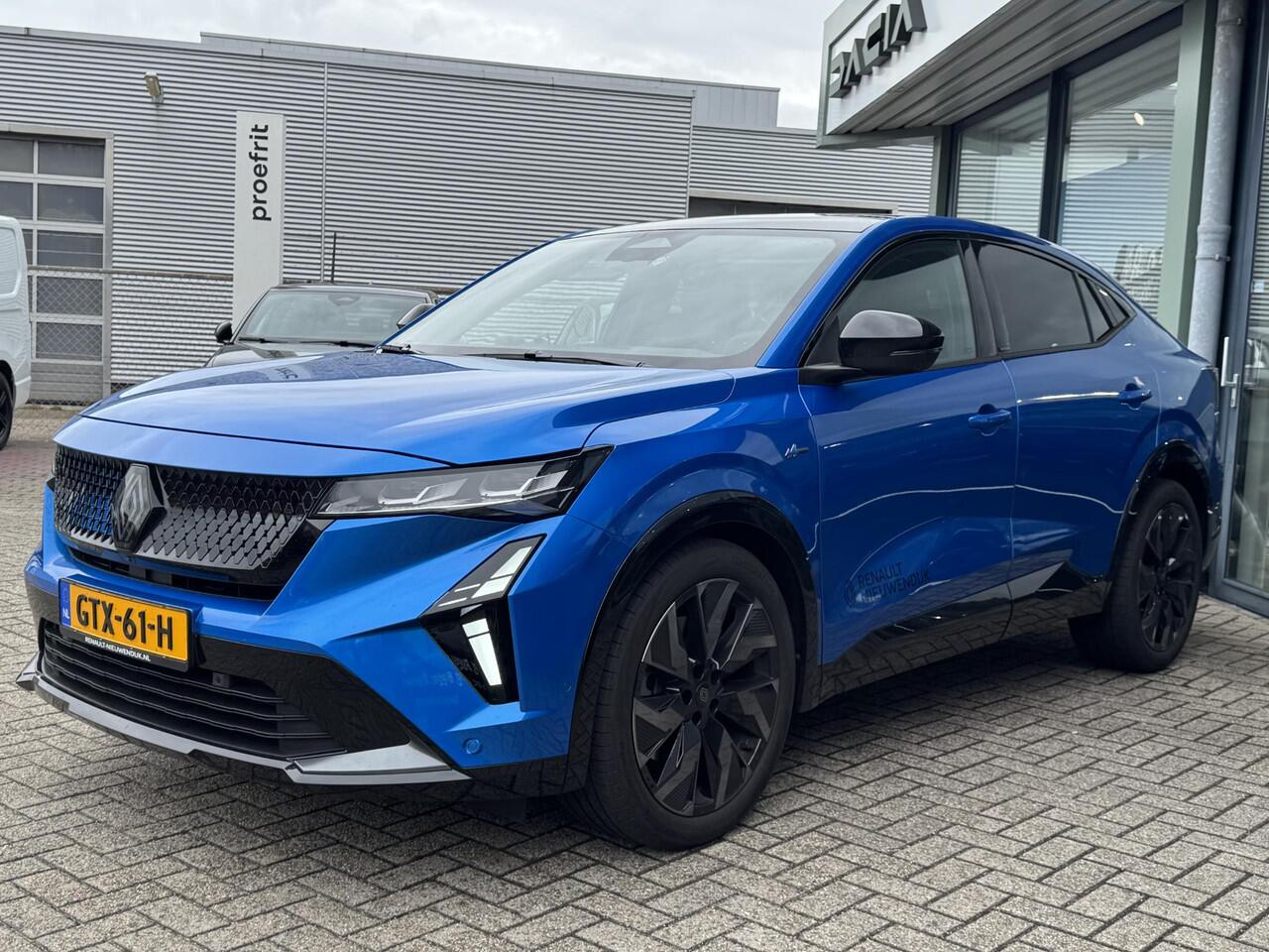 Renault Rafale 1.2 E-Tech full hybrid 200 esprit Alpine Renault Rafale 1.2 E-Tech Hybrid 200 esprit Alpine / Demo Aalsmeer