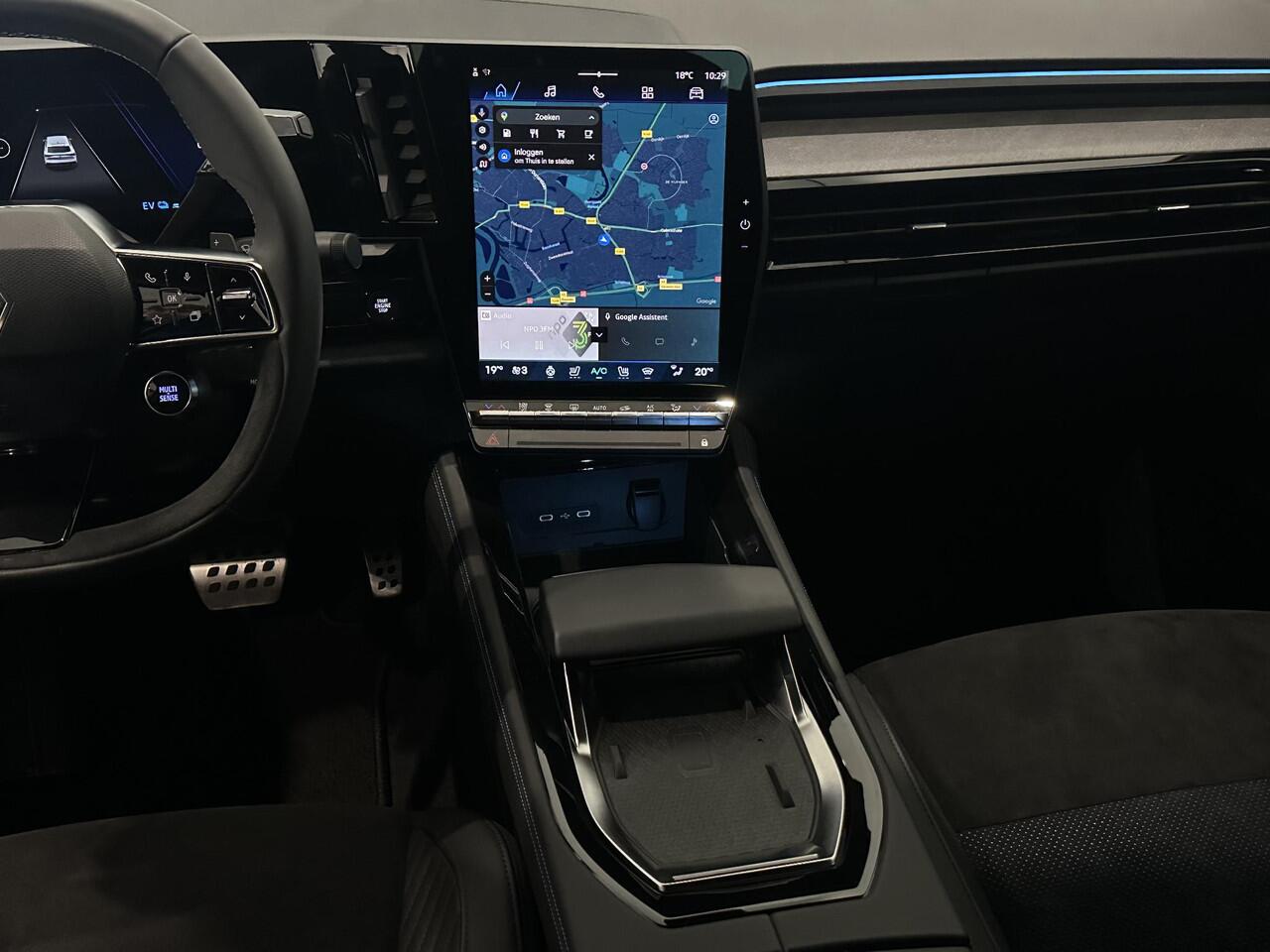 Renault Rafale 1.2 E-Tech Hybrid 200 Esprit Alpine | Matrix LED | 360° camera | Head-Up Dipslay | Elektrisch verstelbare stoelen