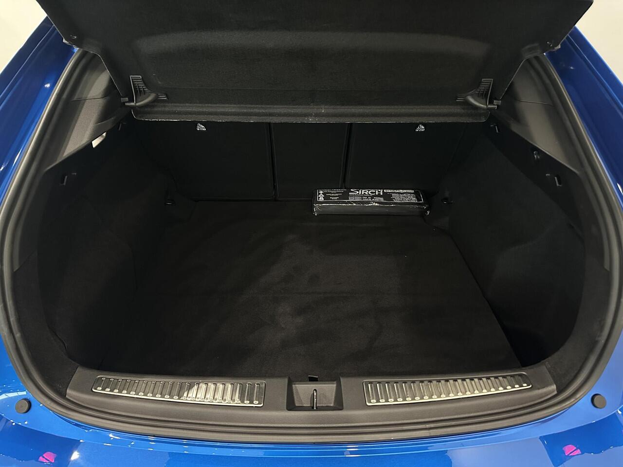 Renault Rafale 1.2 E-Tech Hybrid 200 Esprit Alpine | Matrix LED | 360° camera | Head-Up Dipslay | Elektrisch verstelbare stoelen