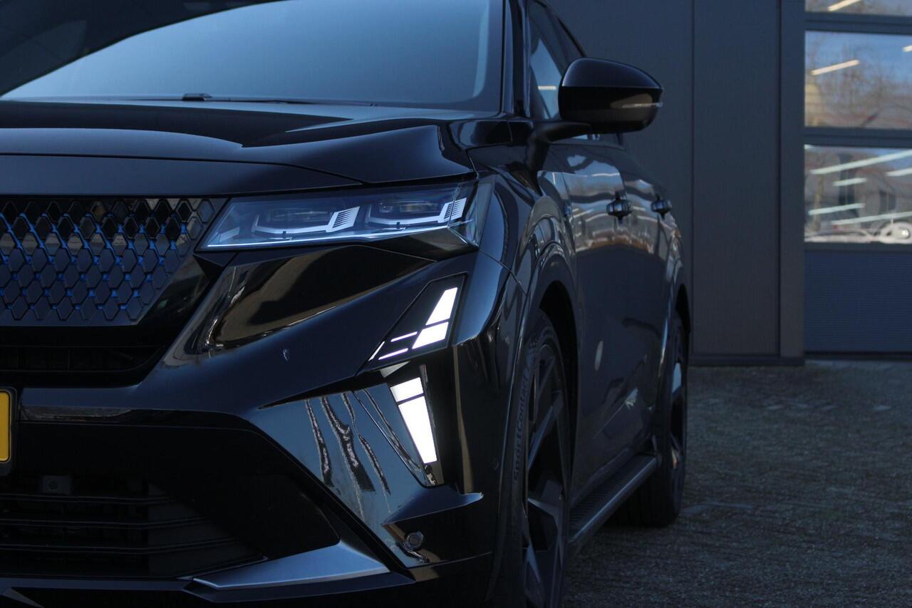 Renault Rafale 1.2 E-Tech 4x4 plug-in hybrid 300Pk Atelier Alpine | Google Navigatie | Draadloze Carplay | Wegklapbare Trekhaak | Harman Kardon Geluid | 4Control | Adaptieve Onderstel | Elek. Stoelen | Stoel & Stuurverwarming | Treeplanken | Spoiler |