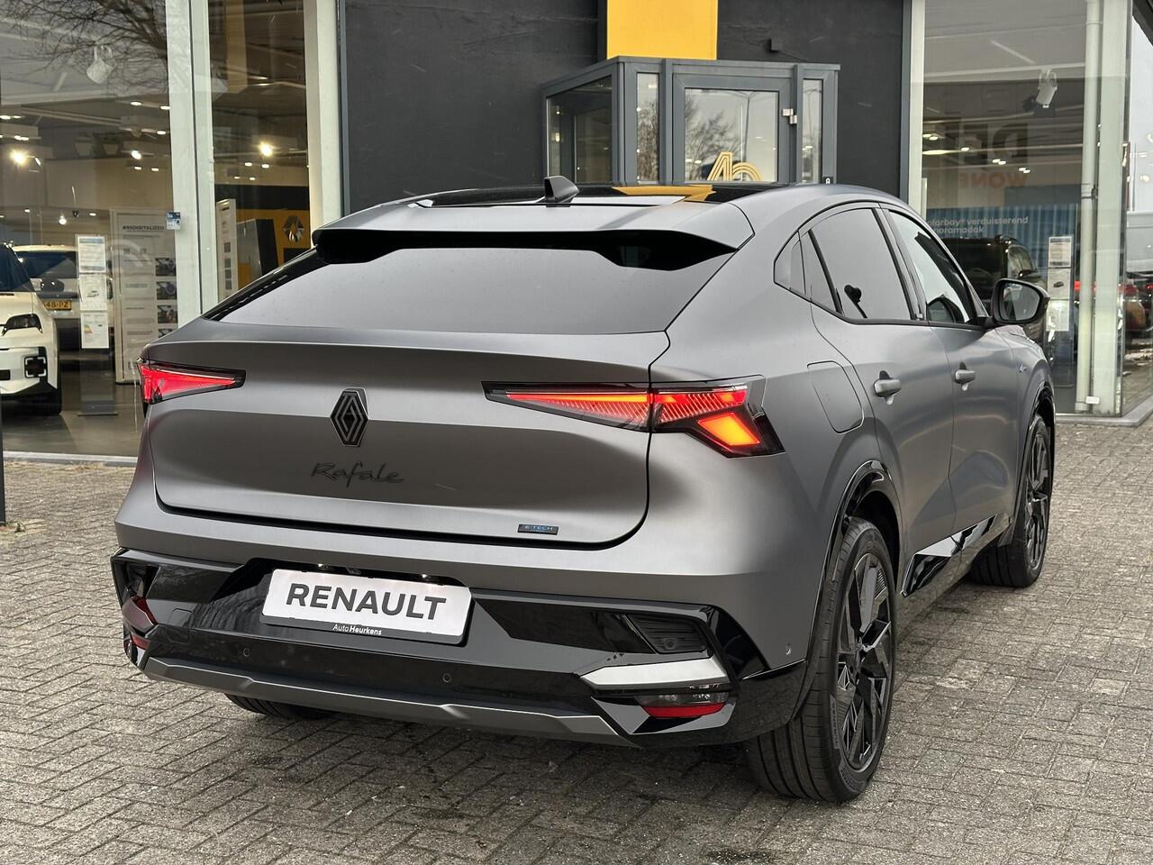 Renault Rafale Esprit Alpine E-Tech Full Hybrid 200 l Meer dan ¤ 4.500 voorraadvoordeel! l Gratis 5 jaar fabrieksgarantie! l Uit voorraad leverbaar!