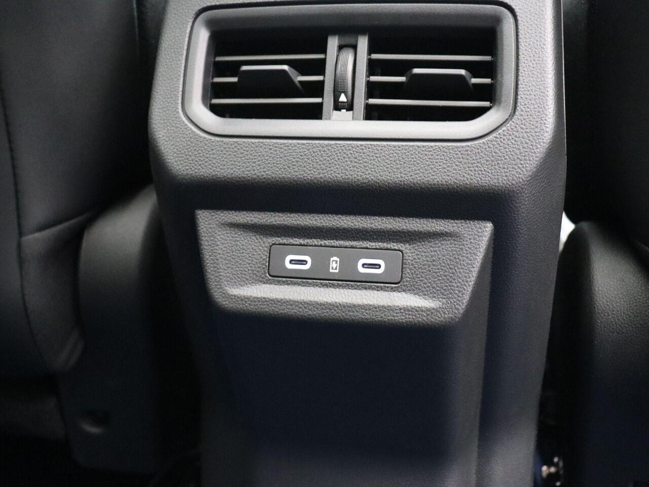 Renault Rafale E-Tech 4x4 plug-in hybrid 300pk atelier Alpine | Solarbay panoramadak | Harman Kardon |