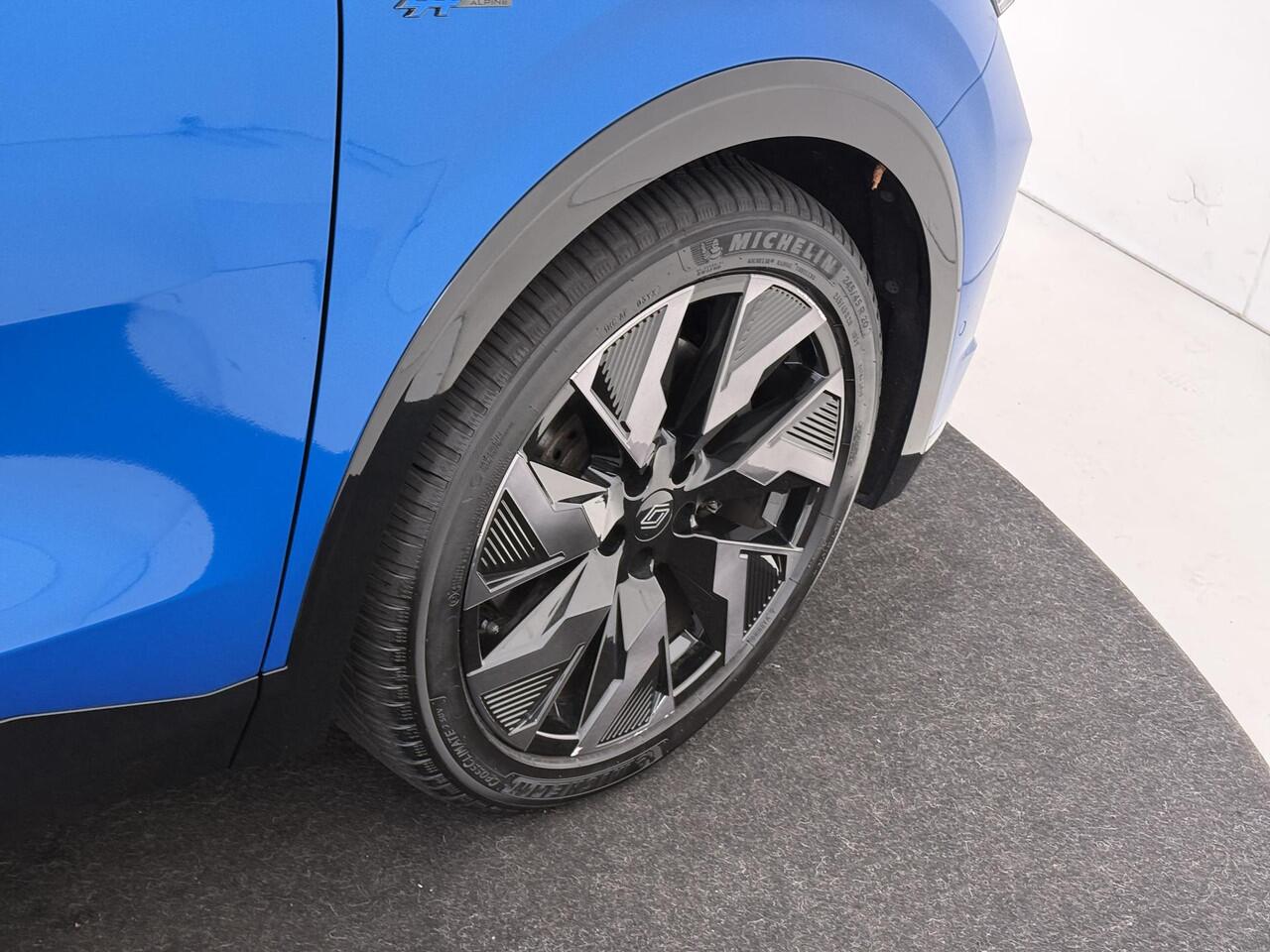 Renault Rafale 1.2 E-Tech full hybrid 200 esprit Alpine | 4 Control | 360 graden camera | Lichtmetalen velgen