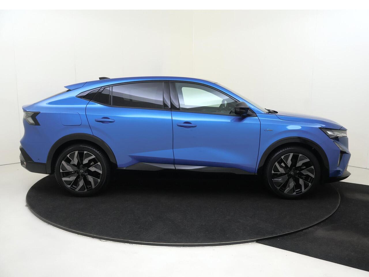 Renault Rafale 1.2 E-Tech full hybrid 200 esprit Alpine | 4 Control | 360 graden camera | Lichtmetalen velgen