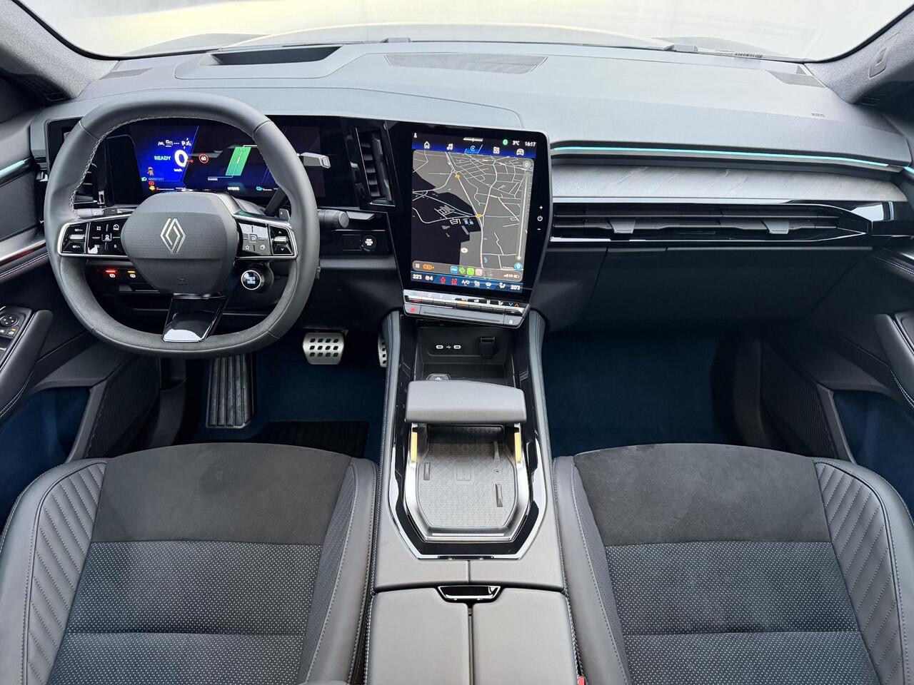 Renault Rafale E-Tech 4x4 plug-in hybrid 300 esprit Alpine / Fabrieksgarantie tot 04-2027 / Panoramadak / HUD / 360 Camera / Stoel & Stuurwiel Verwarmd / 4 Control / Apple Carplay & Android Auto / Adpatieve Cruise / Clima / LED / DAB /