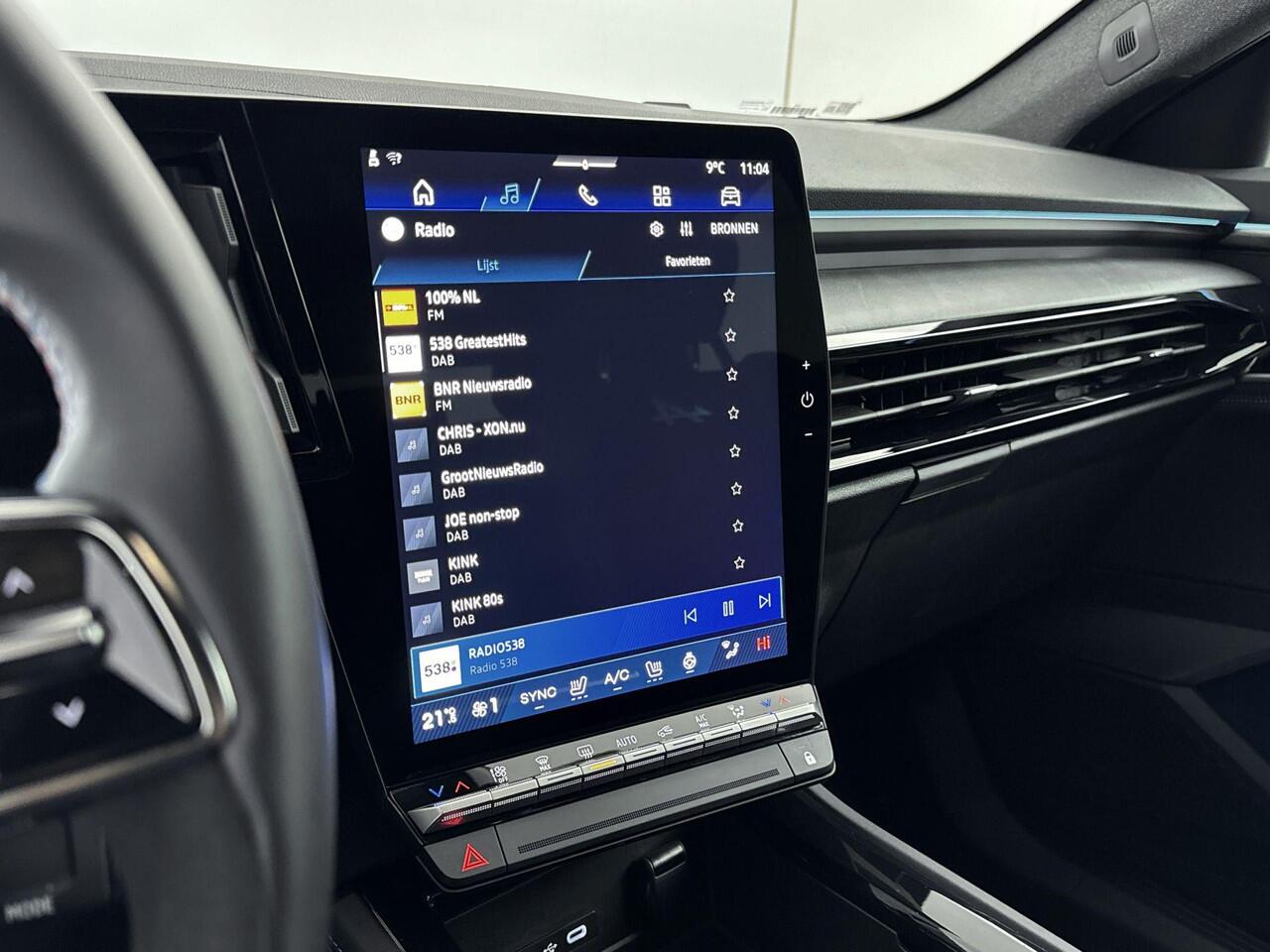 Renault Rafale 1.2 E-Tech 4x4 plug-in hybrid 300Pk esprit Alpine | Google Navigatie | Apple & Android Carplay | 4 Control | Parkeersensoren Voor & Achter | 360 Camera | Stoel, Stuurverwarming | Keyless Entry |