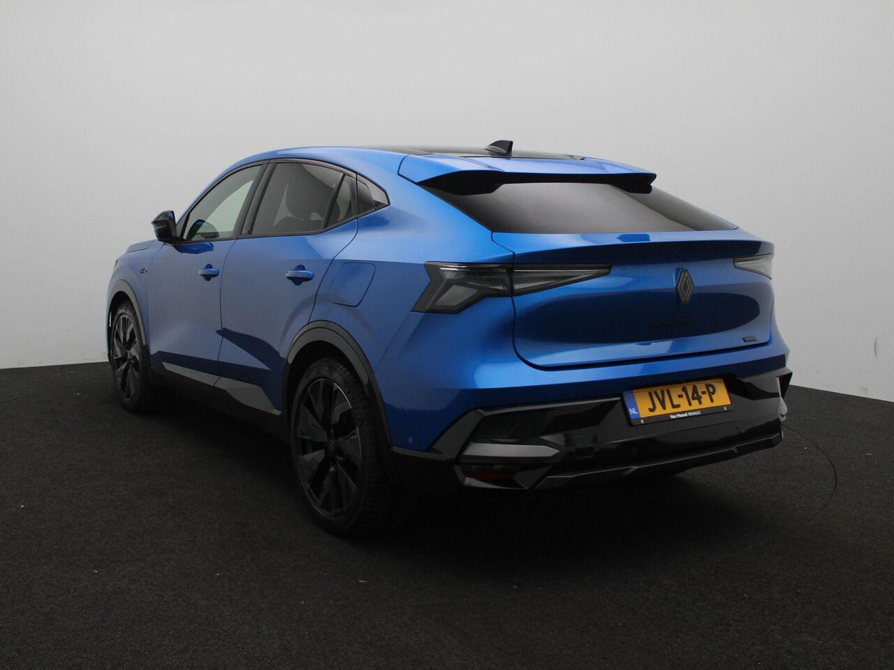 Renault Rafale esprit Alpine E-Tech 4x4 plug-in hybrid 300 | 4CONTROL advanced | Parkeersensoren rondom + 360 camera | Gelamineerde zijruiten voor + extra getint achter | Elektrisch verwarmde voorstoelen |