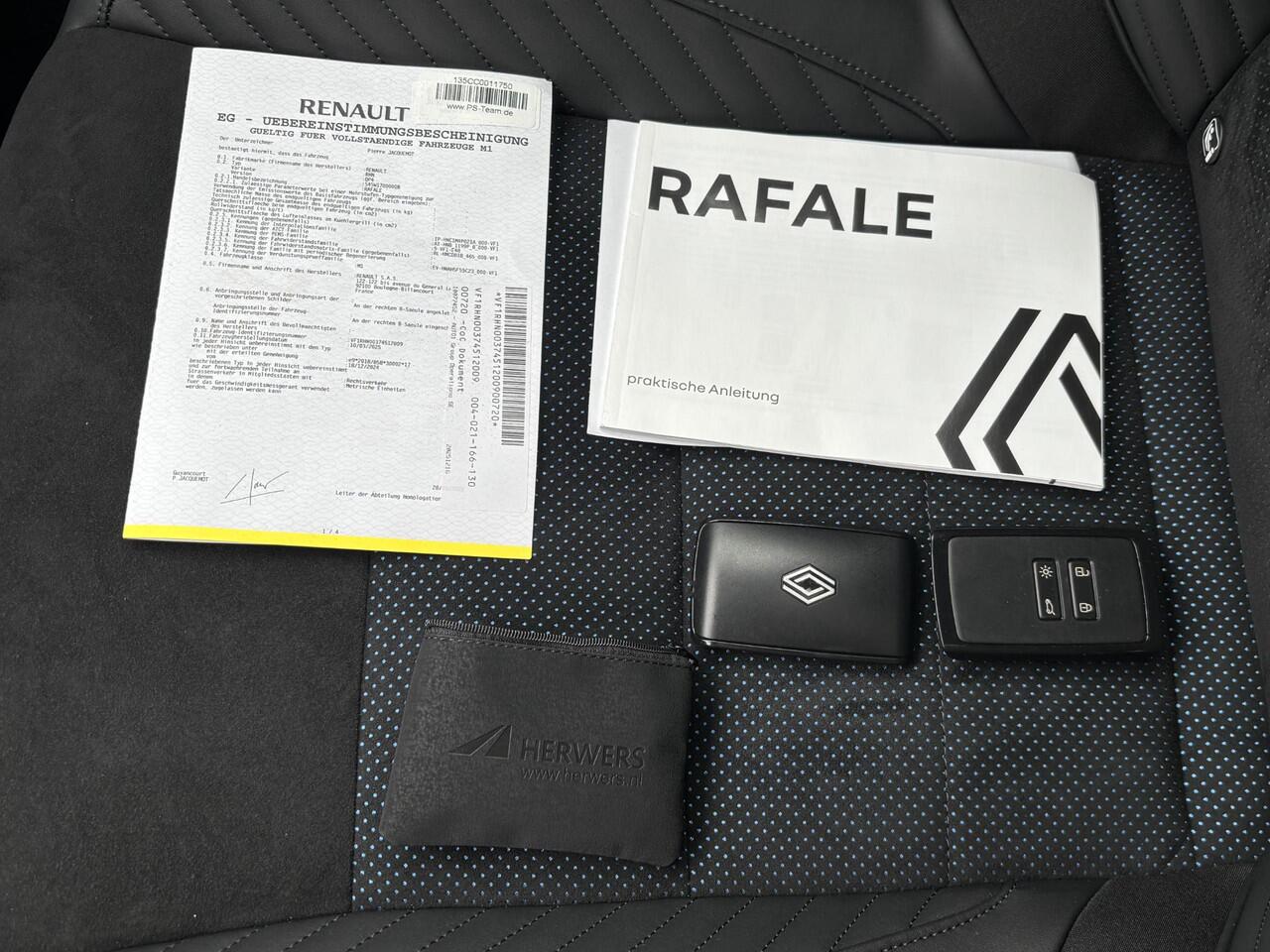 Renault Rafale E-Tech 4x4 plug-in hybrid 300 esprit Alpine / Fabrieksgarantie tot 14-04-2027 / Panoramadak / All. Season / HUD / 360 Camera / Stoel & Stuurwiel Verwarmd / 4 Control / Apple Carplay & Android Auto / Adpatieve Cruise / Clima / LED / DAB /