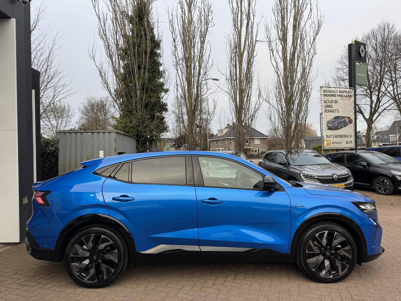 Renault Rafale 1.2 E-Tech 4x4 plug-in hybrid 300 esprit Alpine