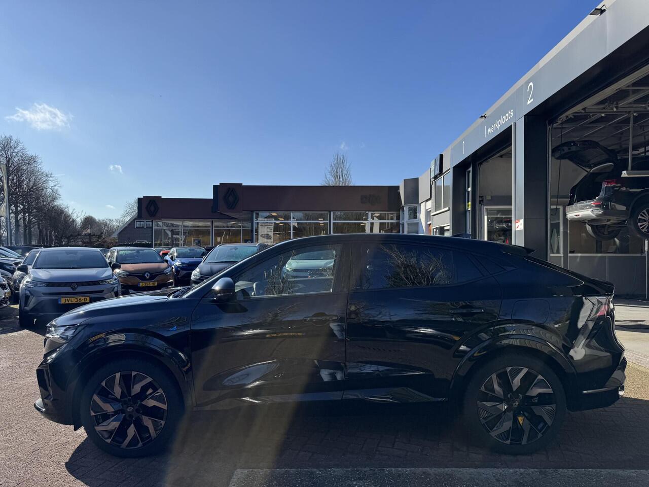 Renault Rafale 1.2 E-Tech 4x4 plug-in hybrid 300 esprit Alpine