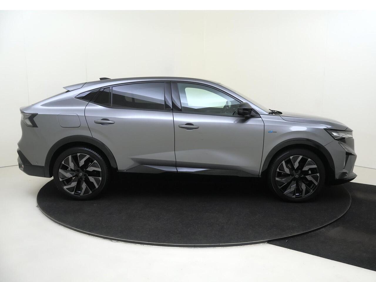 Renault Rafale 1.2 E-Tech 4x4 plug-in hybrid 300 esprit Alpine | Google Navigatie | Apple & Android Carplay | 4 Control | Parkeersensoren Voor & Achter | 360 Camera | Stoel, Stuurverwarming | Keyless Entry |