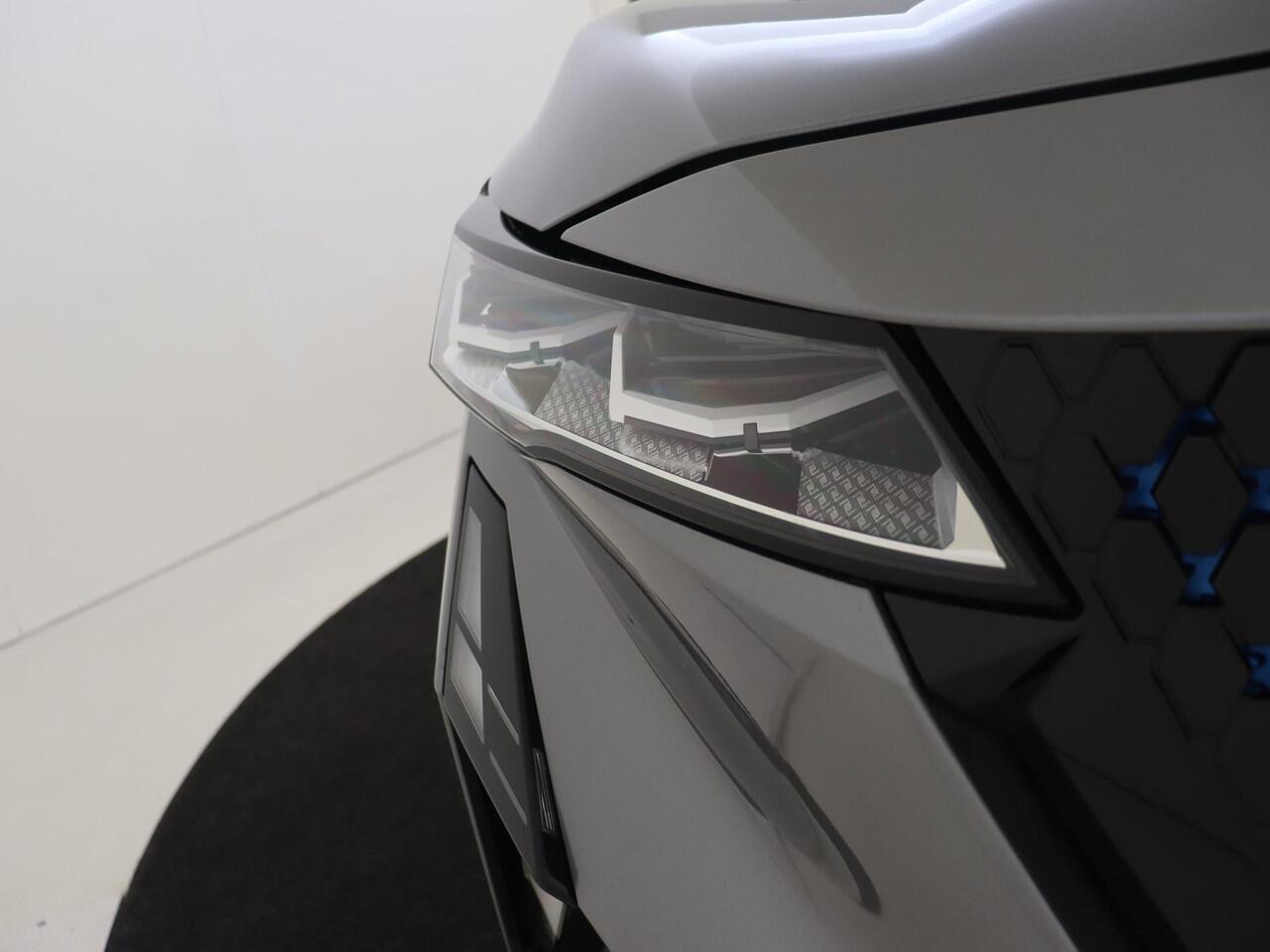 Renault Rafale 1.2 E-Tech 4x4 plug-in hybrid 300 esprit Alpine | Google Navigatie | Apple & Android Carplay | 4 Control | Parkeersensoren Voor & Achter | 360 Camera | Stoel, Stuurverwarming | Keyless Entry |