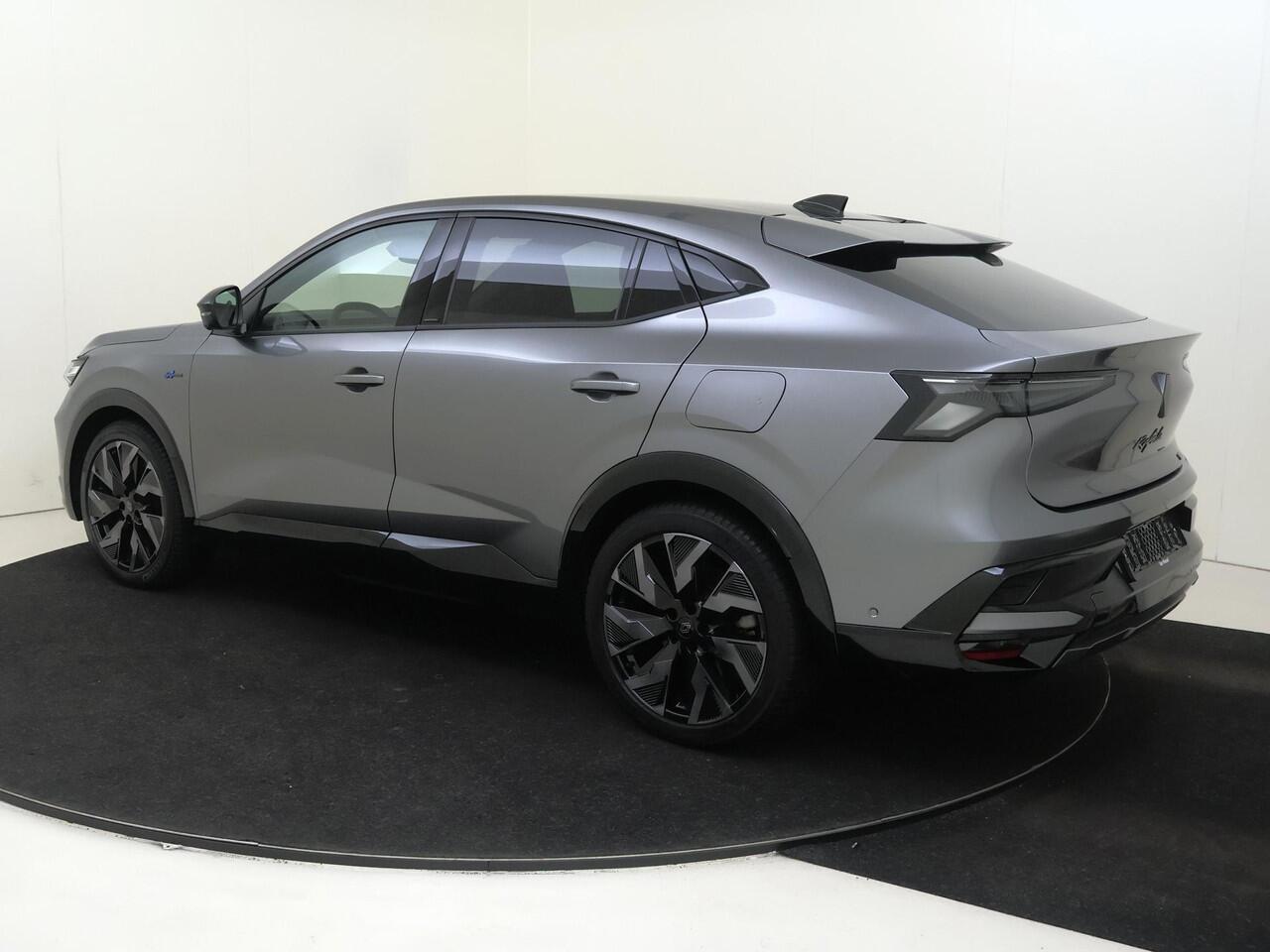 Renault Rafale 1.2 E-Tech 4x4 plug-in hybrid 300 esprit Alpine | Google Navigatie | Apple & Android Carplay | 4 Control | Parkeersensoren Voor & Achter | 360 Camera | Stoel, Stuurverwarming | Keyless Entry |