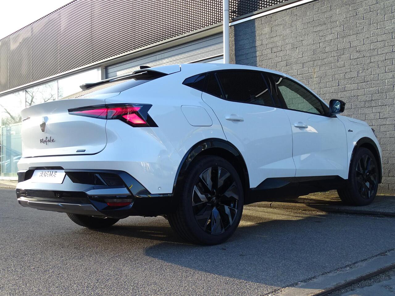 Renault Rafale 1.2 E-Tech full hybrid 200 esprit Alpine NU 5 JAAR GARANTIE! / PACK ÉLYSÉE / PACK PRIVILÈGE / PACK LIGHT & SOUND