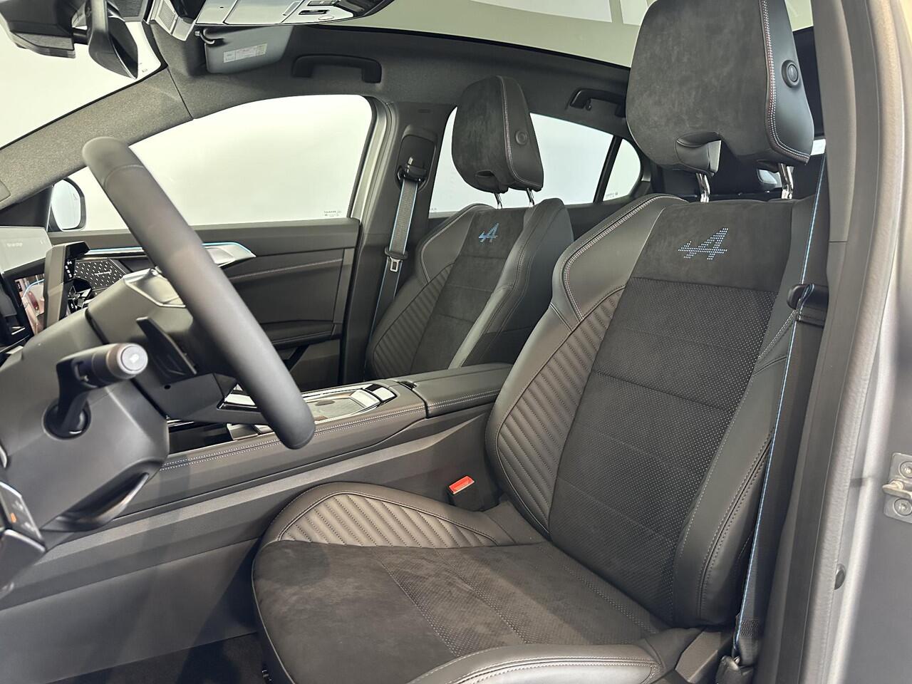 Renault Rafale 1.2 E-Tech full hybrid 200 esprit Alpine UIT VOORRAAD LEVERBAAR | 5 JAAR/100.000KM GARANTIE | PACK ELYSÉE | PACK PRIVILÈGE | PACK LIGHT & SOUND |
