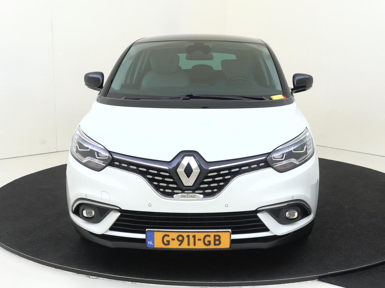 Renault SCENIC 1.3 TCe140 Initiale Paris AUTOMAAT | Navigatie | Parkeersensoren& Camera | Lederen Bekleding |