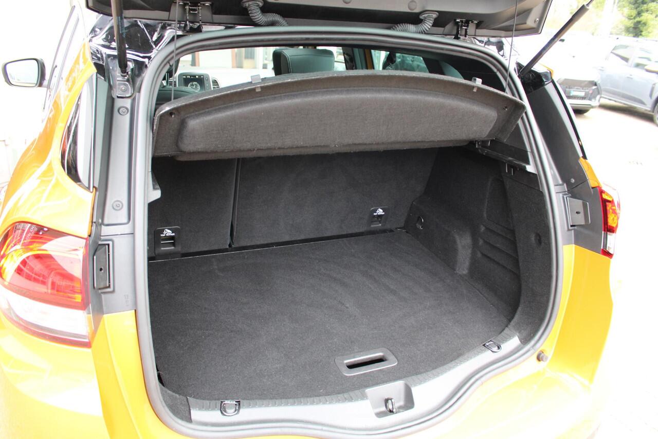 Renault SCENIC 1.3 TCe Black Edition | Panoramadak | Camera | Head up display | BOSE |