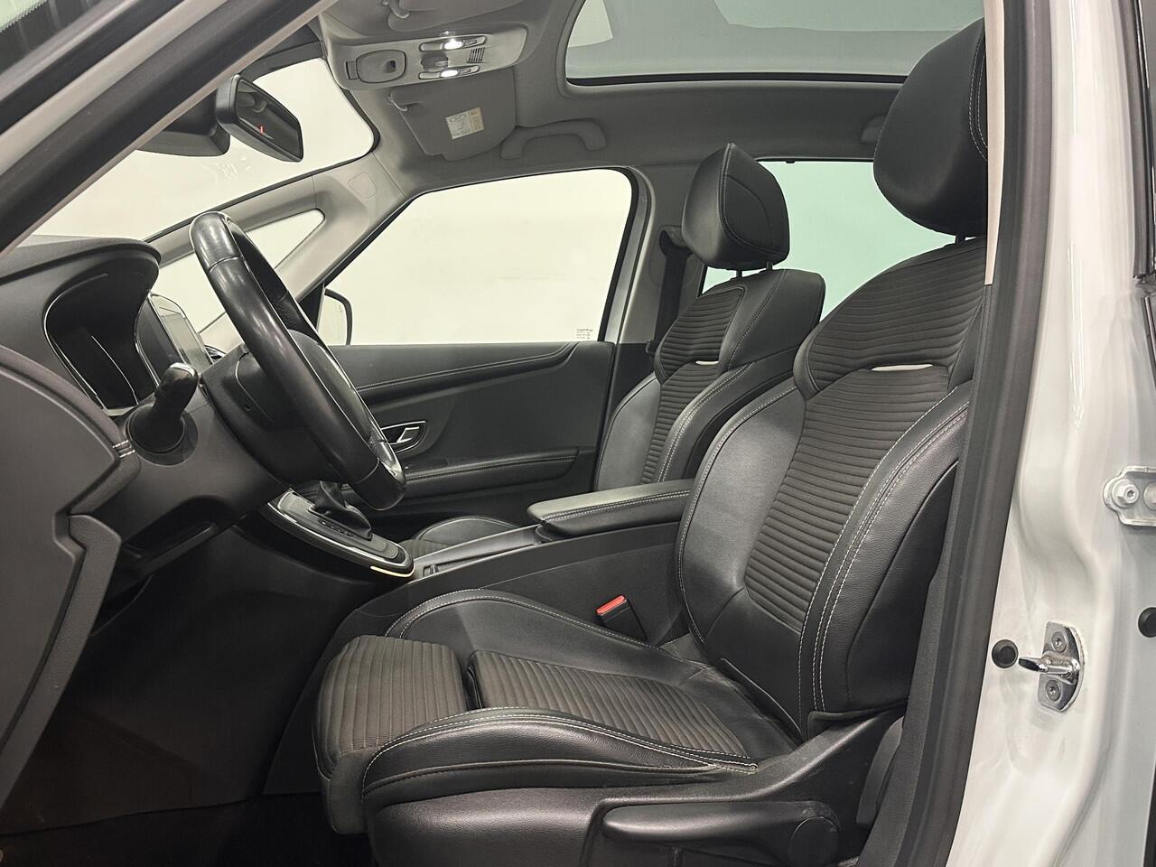 Renault SCENIC 1.3 TCe Bose Full Options! Panoramadak Airco ECC Navi Carplay Full LED 7-Persoons 20" BOSE Premium Audio Head Up Display Trekhaak
