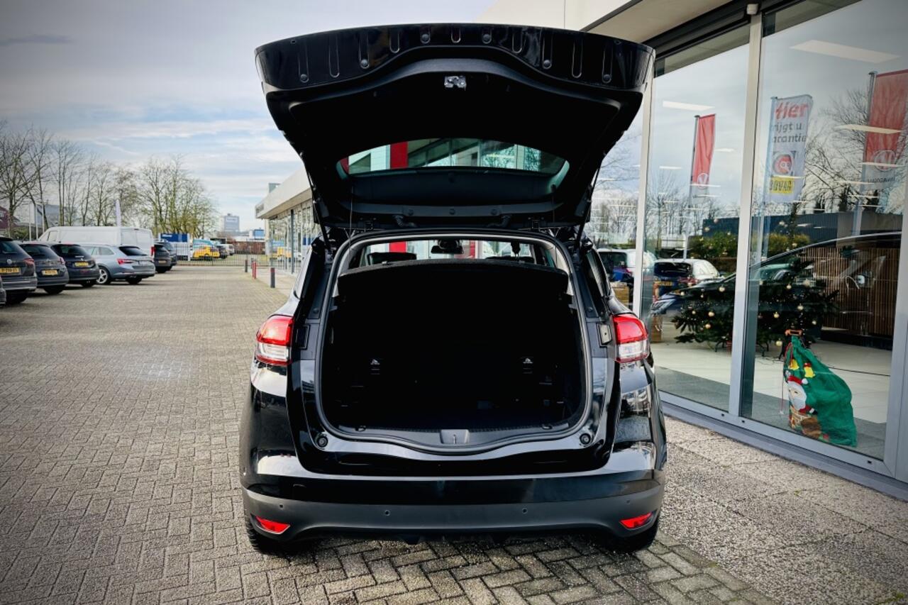 Renault SCENIC 1.3 158PK Intens Black Edition | CAMERA | HEAD UP | ADAPTIEVE CR