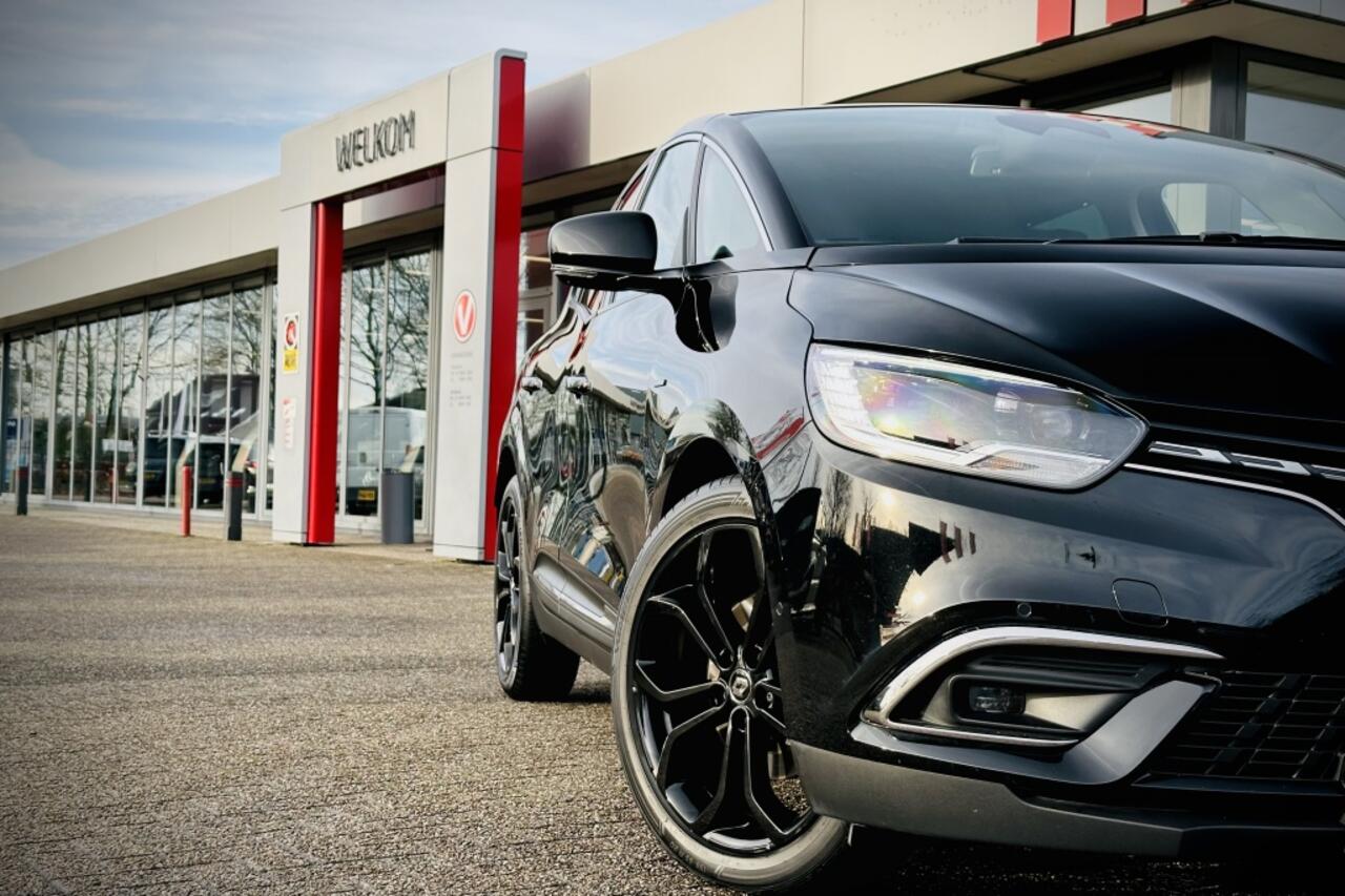 Renault SCENIC 1.3 158PK Intens Black Edition | CAMERA | HEAD UP | ADAPTIEVE CR