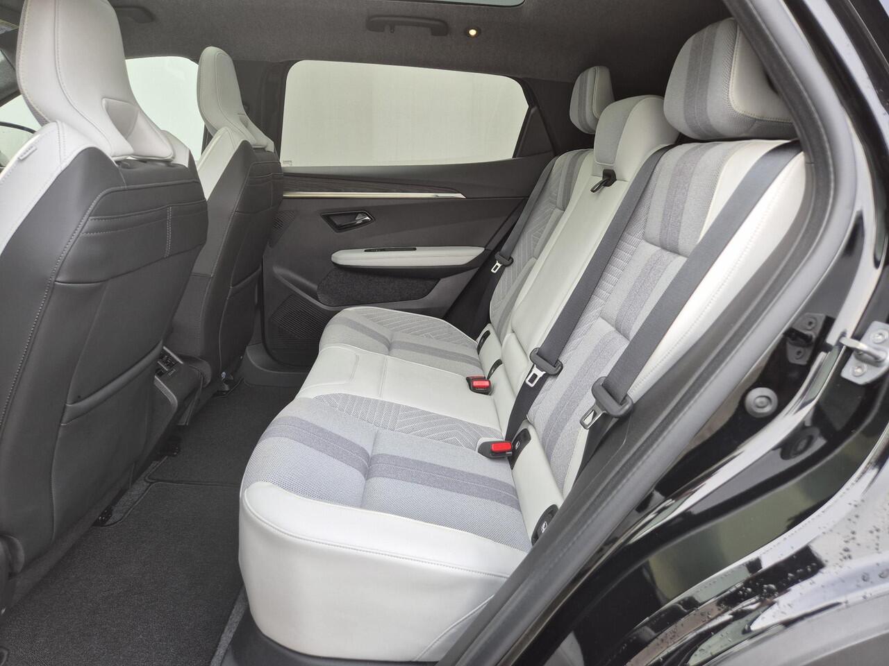 Renault SCENIC E-Tech EV87 long range techno Automaat / Apple Carplay Android Auto / Elektrische achterklep / Panoramadak / Stuur-, en Stoelverwarming / Rondomzicht camera / Adaptief CC / Harman/Kardon Audio Systeem /