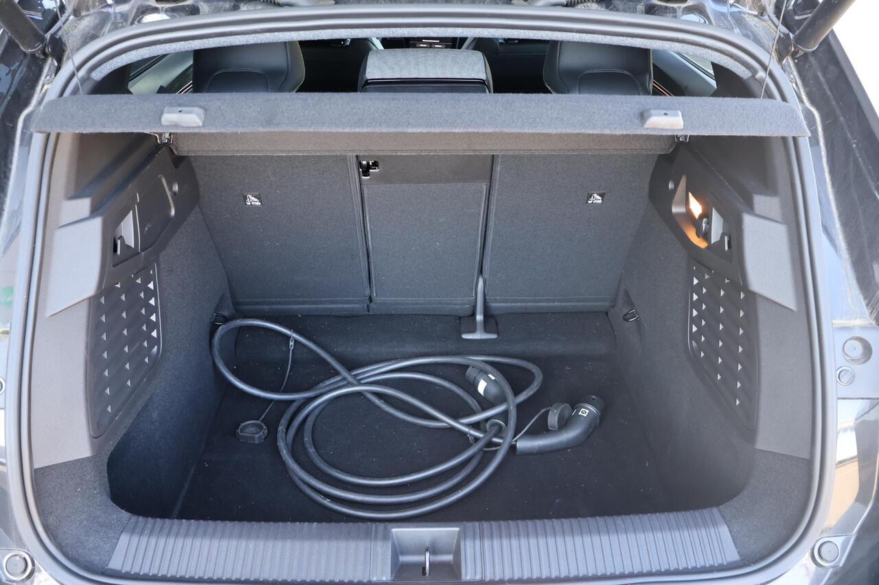 Renault SCENIC E-Tech EV60 comfort range techno 1e Eigenaar | Volledig Onderh | BTW | NL-Auto | Sfeer | Camera | Ad Cruise | Carplay | 1 Kabel | Navi | Climate | Keyless | PDC | DAB | Full Led