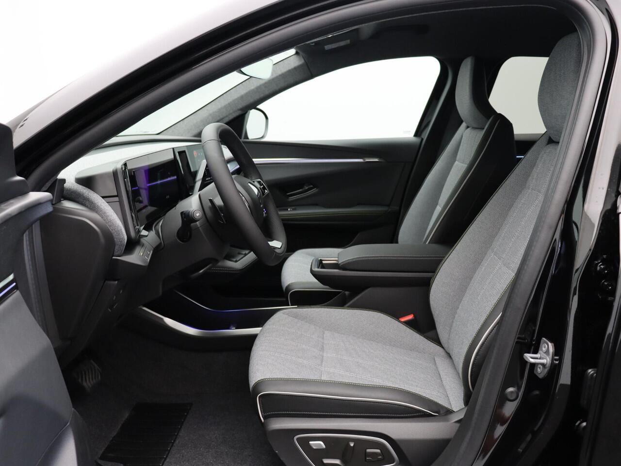 Renault SCENIC E-Tech EV87 long range techno | Active driver assist | Stoel- en stuurverwarming | Elektrische kofferklep | Blind spot warning |