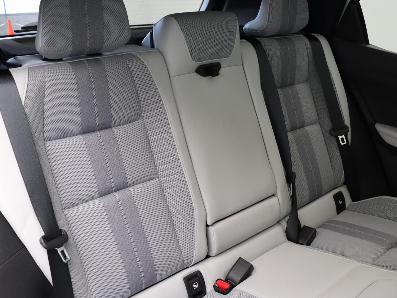 Renault SCENIC E-Tech EV87 long range iconic | Solarbay panoramisch dak | 360 graden camera | Smart rear view mirror |