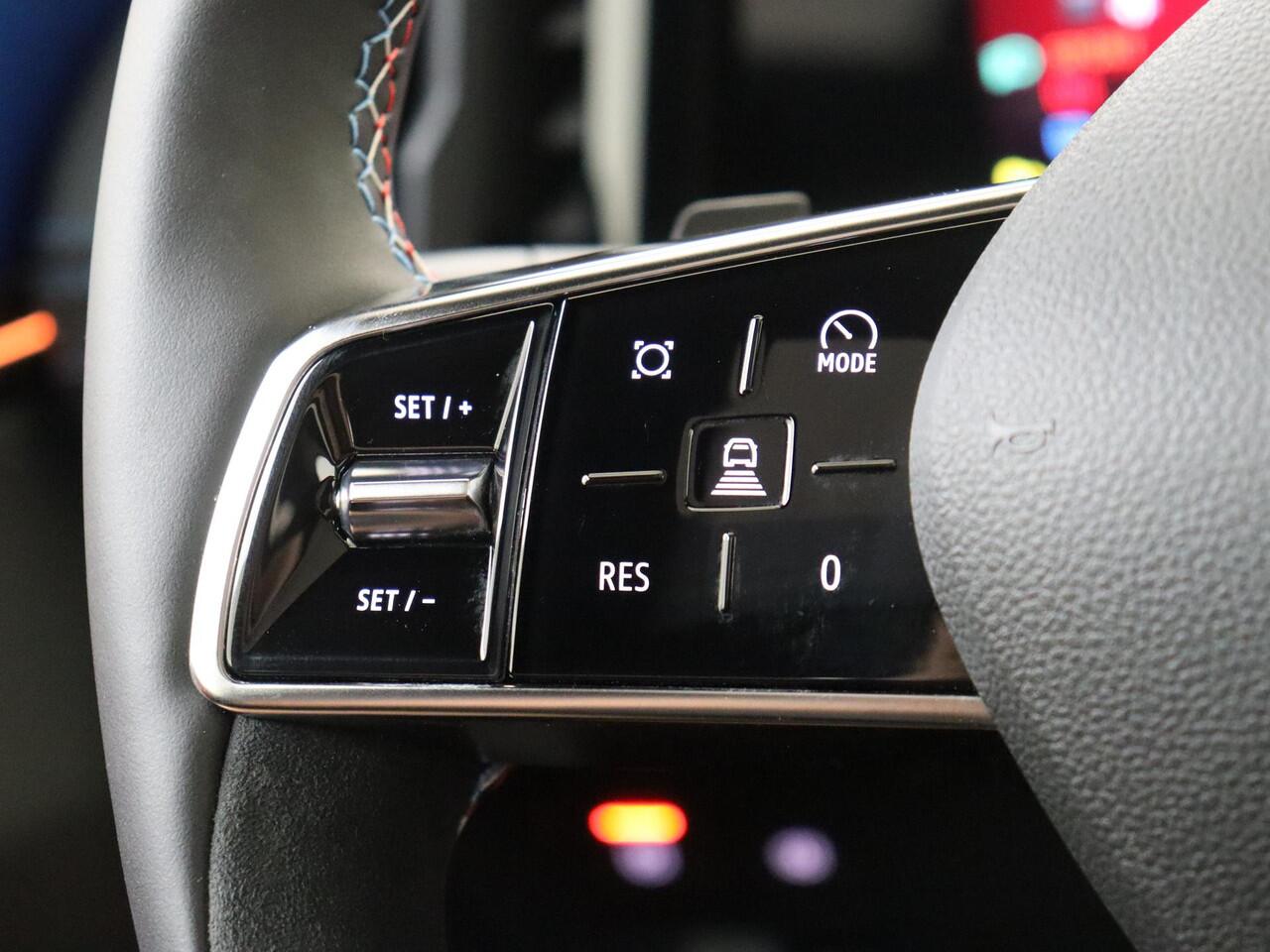 Renault SCENIC E-Tech EV87 long range esprit Alpine WLTP 625 km | 20 inch lm velggen | Google Maps | SOLARBAY glazen dak