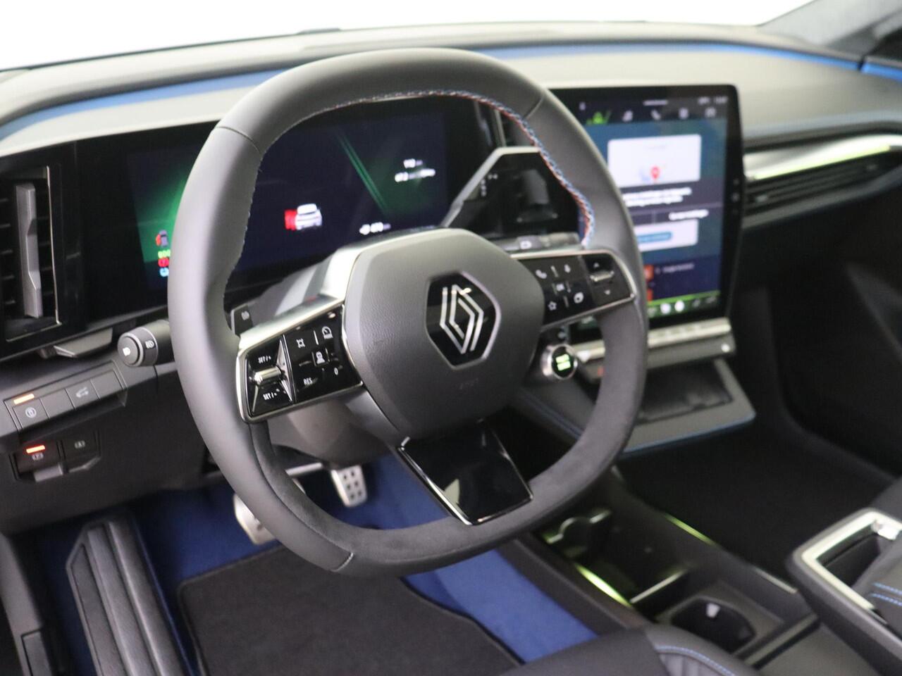 Renault SCENIC E-Tech EV87 long range esprit Alpine | Panoramadak | LM velgen | Matte lak | Harman Kardon